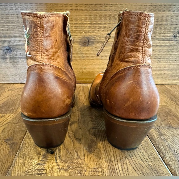 Shyanne Millie Floral Boots Leather Bootie Western Cowgirl Size 10 - Picture 4 of 7